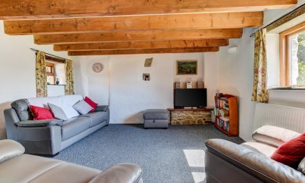 2 Bed in St Davids 8