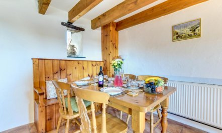 2 Bed in St Davids 5