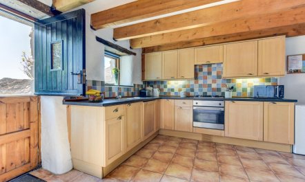 2 Bed in St Davids 3