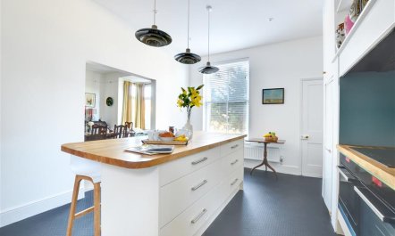 4 Bed in Ilfracombe 2