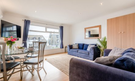 1 Bed in St Ives 8