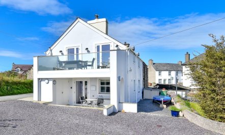 3 Bed in Pwllheli