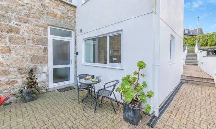 2 Bed in St Ives 4