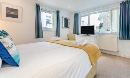 2 Bed in St Ives 7