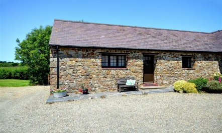 1 Bed in Little Haven 6