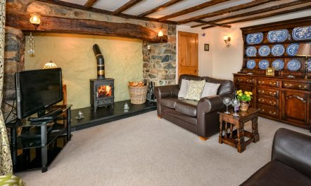 2 Bed in Aberdaron 7