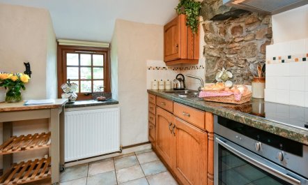 2 Bed in Aberdaron 5