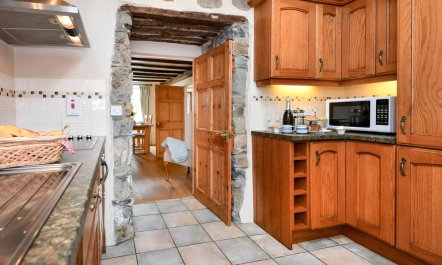 2 Bed in Aberdaron 9