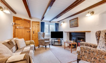 3 Bed in Whitby 1