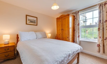 3 Bed in Whitby 2