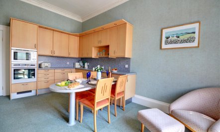 2 Bed in Scarborough 9