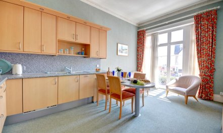 2 Bed in Scarborough 8