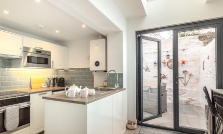 3 Bed in Appledore 0