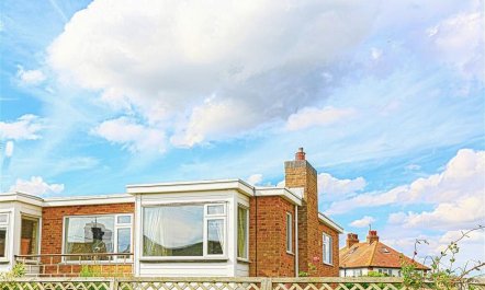 2 Bed in Southwold 4