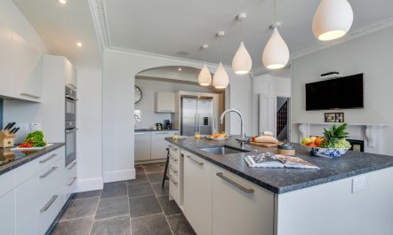 6 Bed in Padstow 2