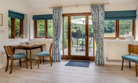 1 Bed in Porthcawl 8