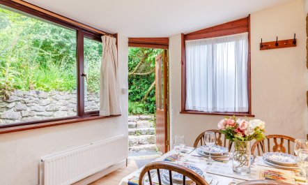 2 Bed in Porkellis 5