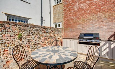 2 Bed in Southwold 3