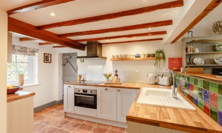 2 Bed in Montgomery 6