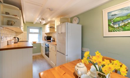 2 Bed in Aberdaron 2