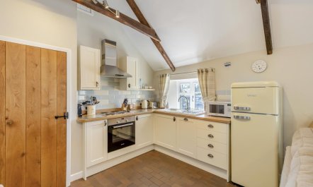 2 Bed in St. Breward 7