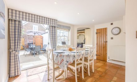 3 Bed in Southwold