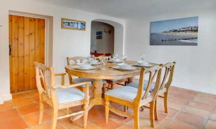 3 Bed in Southwold 4