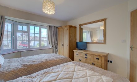 2 Bed in Swanage 9