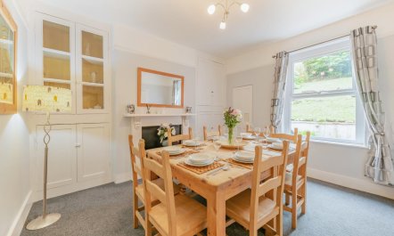 4 Bed in Ilfracombe 2