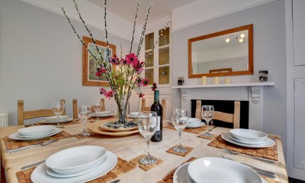 4 Bed in Ilfracombe 2