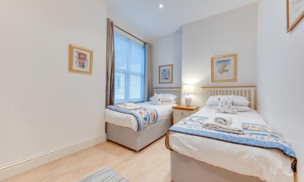 2 Bed in Broadstairs 5