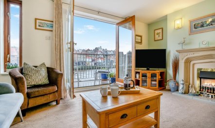2 Bed in Whitby 8
