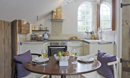 1 Bed in Woodbridge 7