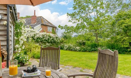 4 Bed in Bramfield 1