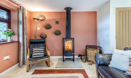 2 Bed in Woodbridge 9