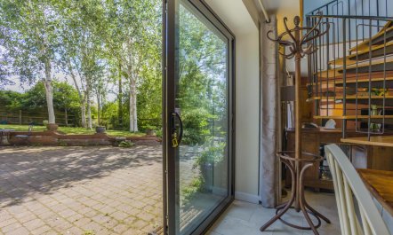 2 Bed in Woodbridge 5