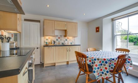 2 Bed in Mousehole 5