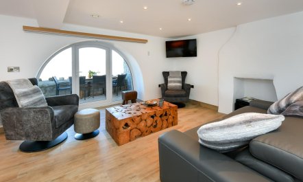 3 Bed in Llanbedrog 8