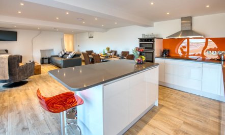 3 Bed in Llanbedrog 6