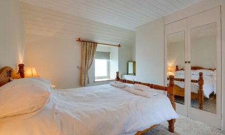 2 Bed in Porthleven 9