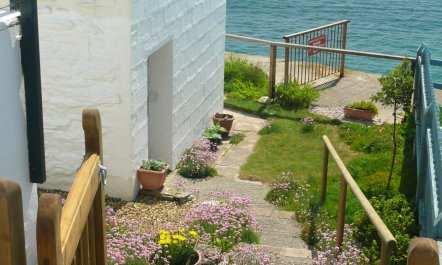 2 Bed in Porthleven 1
