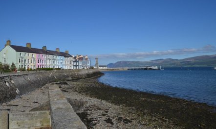 2 Bed in Beaumaris 6