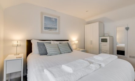 1 Bed in Porthleven 3