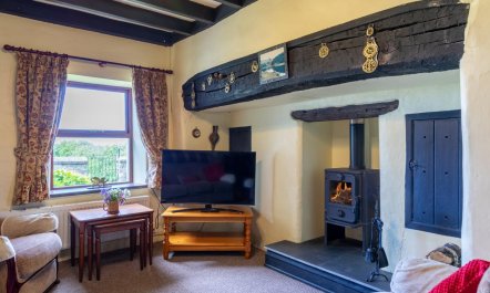 3 Bed in Caernarfon 1