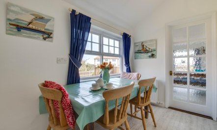 7 Bed in Southwold 8