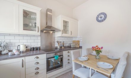 2 Bed in Swanage 4