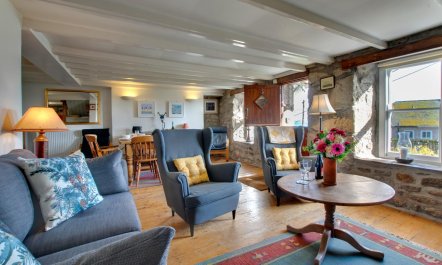 3 Bed in Mousehole 5