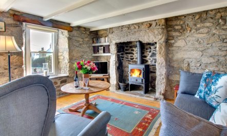 3 Bed in Mousehole 2