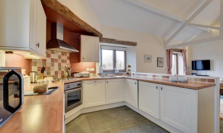 3 Bed in Muddiford 6