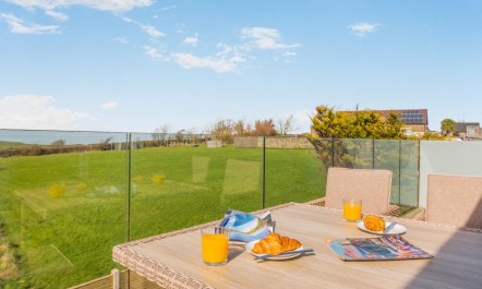 3 Bed in Tudweiliog 1